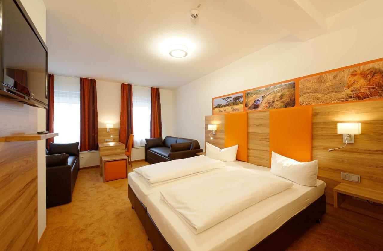 Hotel Zur Post Leipheim Kültér fotó