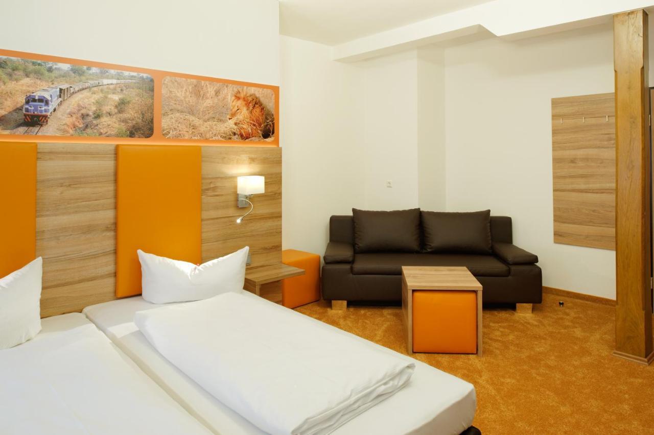 Hotel Zur Post Leipheim Kültér fotó